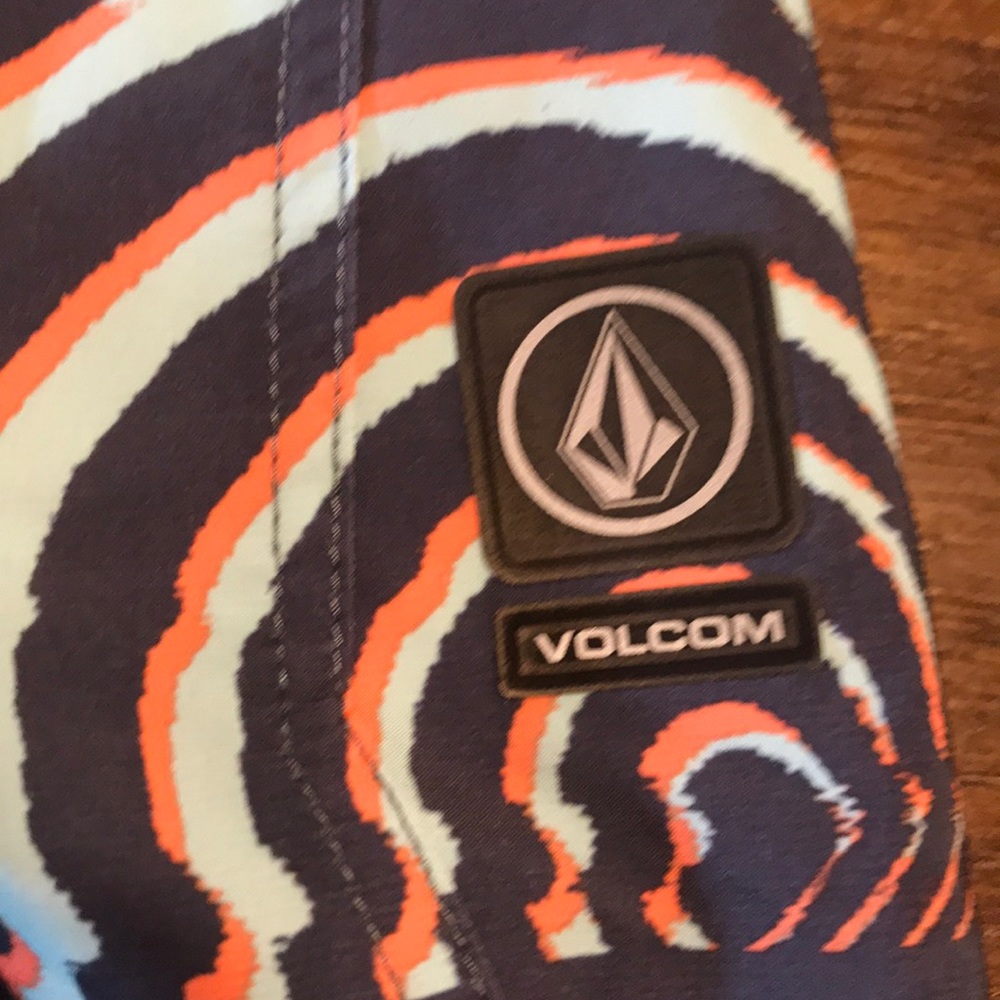 Bundle Of 2 Swim Trunks Volcom & Goodfellow W28 - image 7